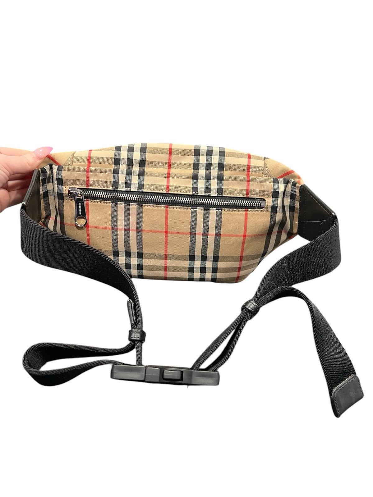 Burberry Pre-Owned 2018-2024 Medium House Check Nylon Sonny Belt Bag