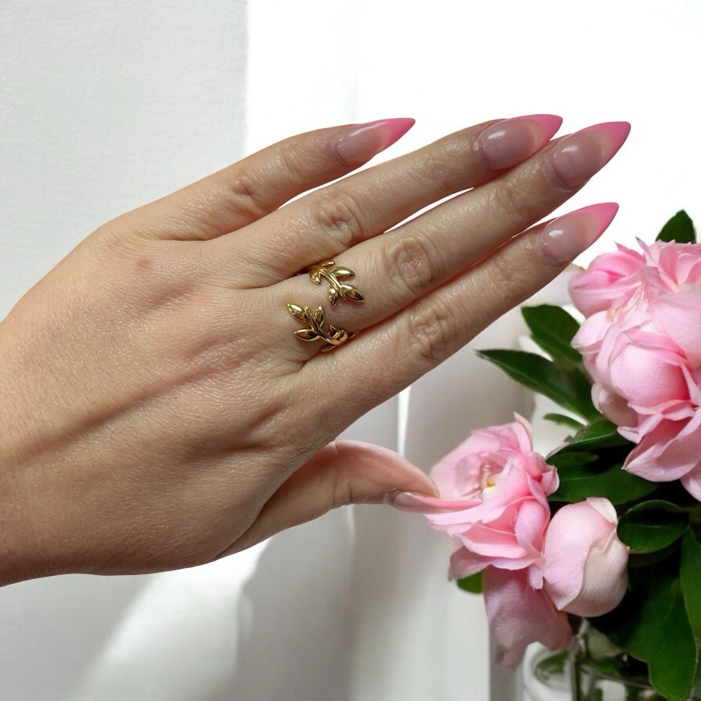 Tiffany & Co. Paloma Picasso 18k Gold Olive Leaf Bypass Ring Sz 6 Retail $1900