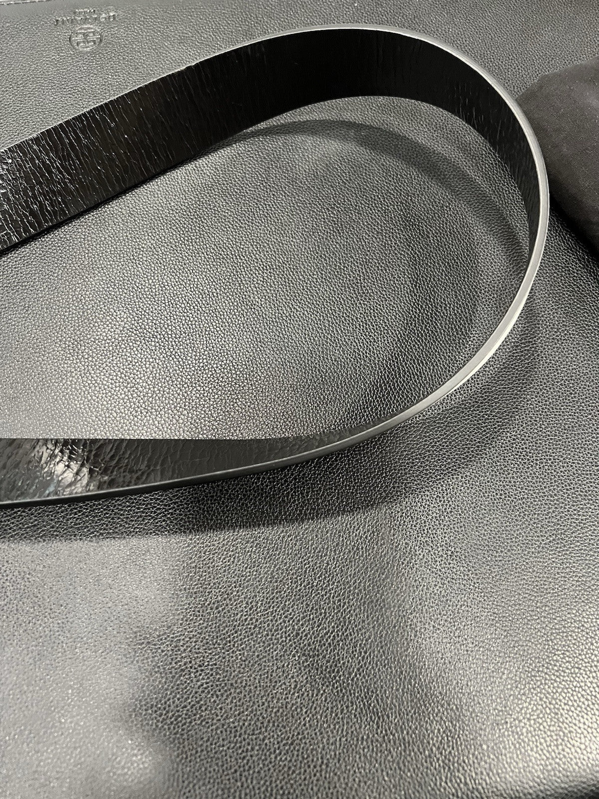 Chanel Reversible Ivory/Black Silver Large Logo Buckle Belt Size 75/28"