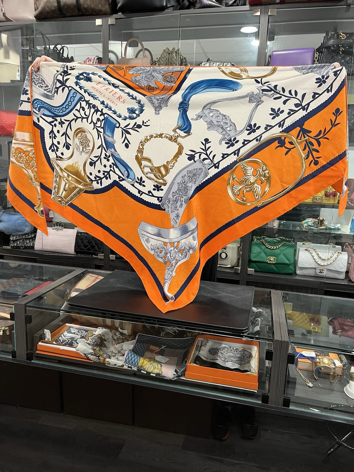 Hermes Etriers Remix Application Coeur Cashmere Triangle Scarf
