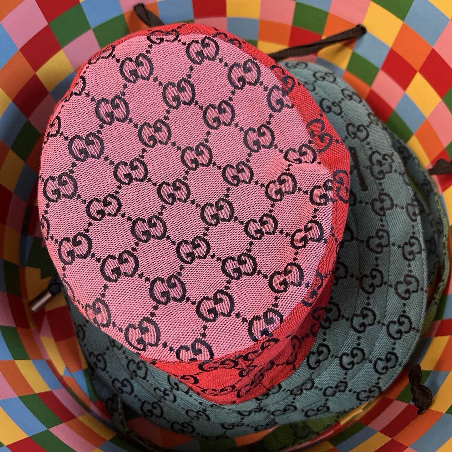 Gucci Reversible Multicolor Bucket Hat Size M WIth Box Retail $650