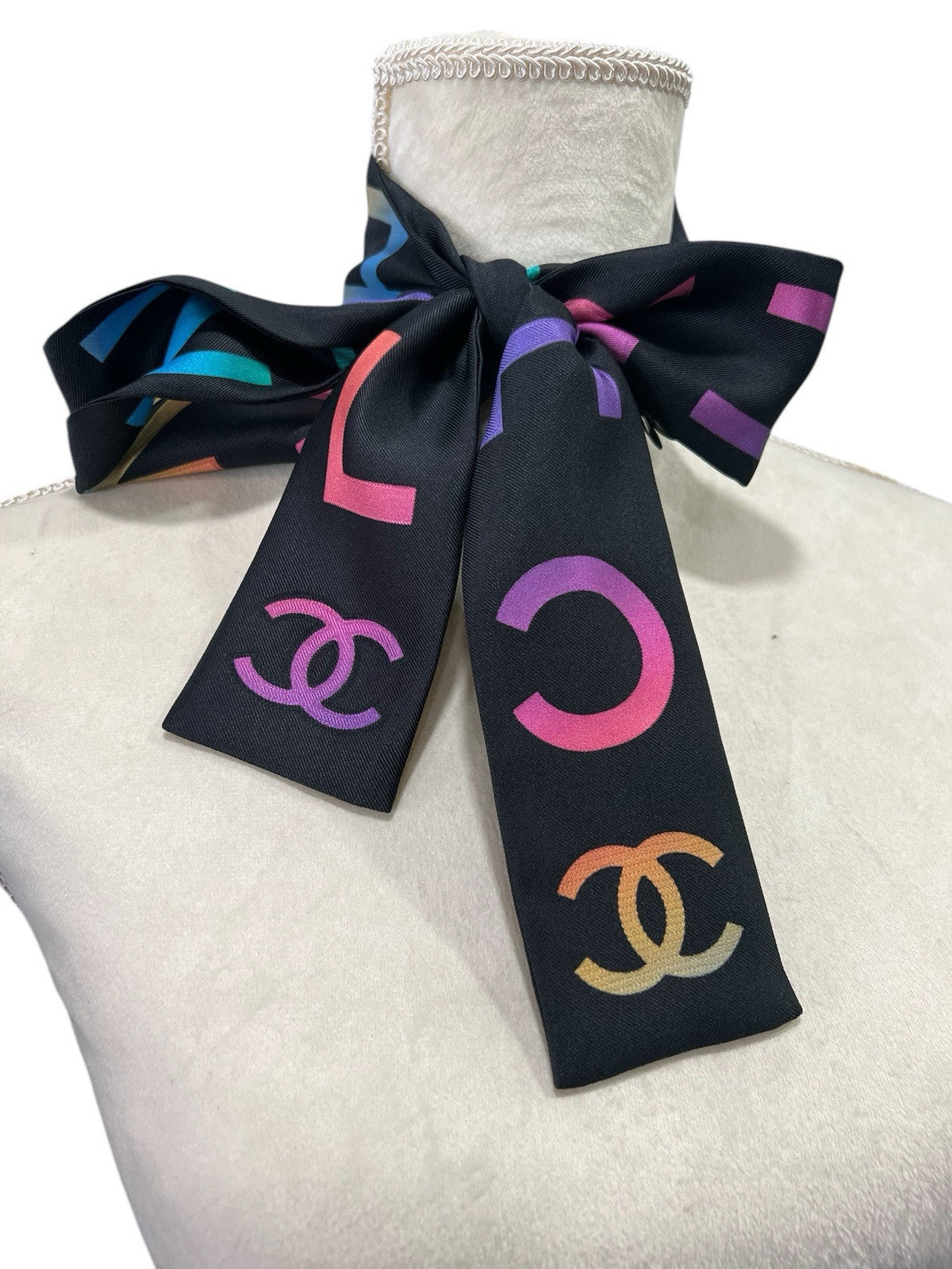 Chanel Silk Chanel Cambon 31 Reversible Bandeau Scarf RARE Color AUTHENTIC