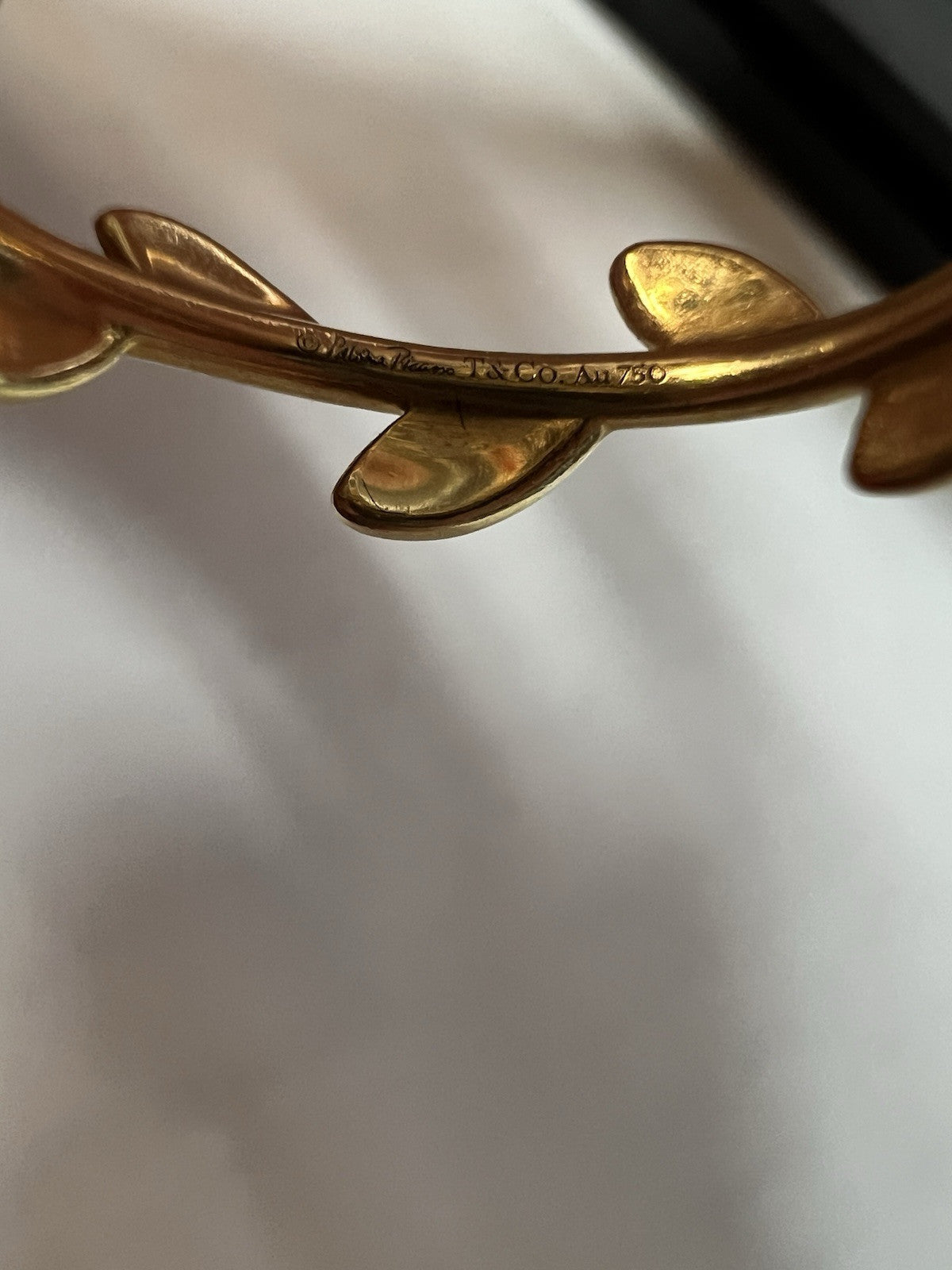 Tiffany & Co. 18k Gold Paloma Picasso Narrow Olive Leaf Size 7 Retail $1250