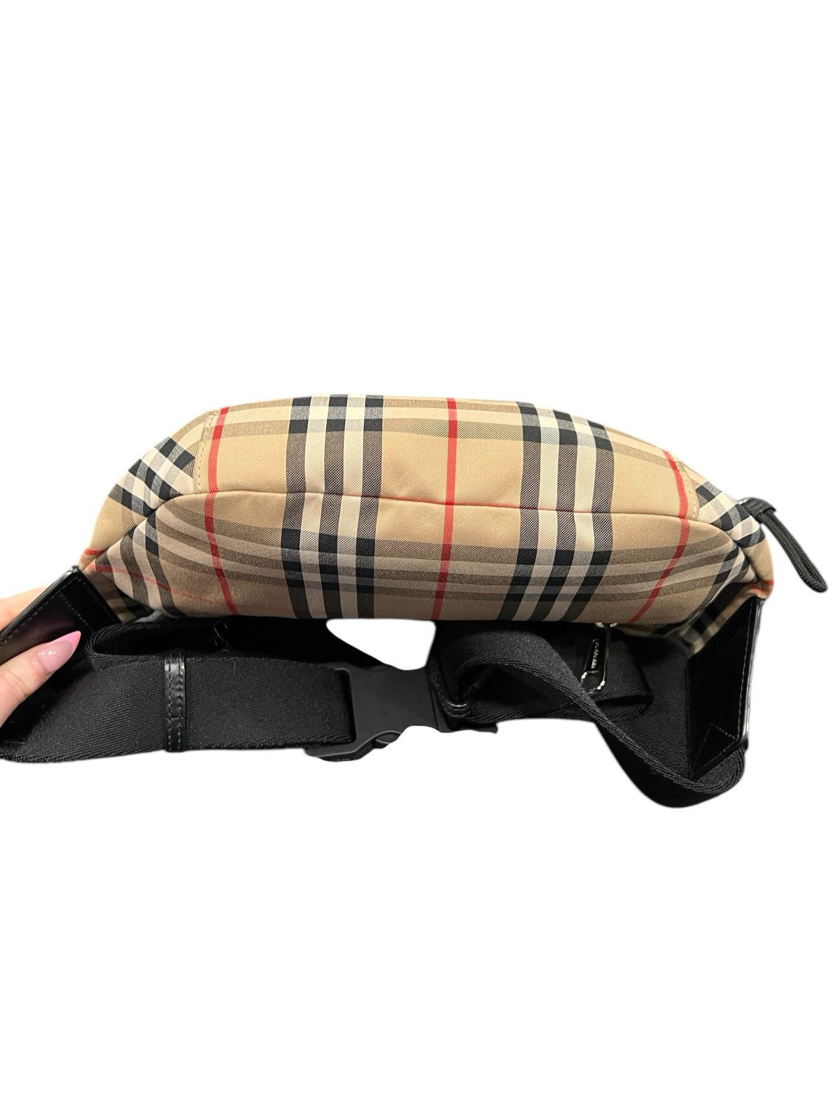 Burberry Pre-Owned 2018-2024 Medium House Check Nylon Sonny Belt Bag