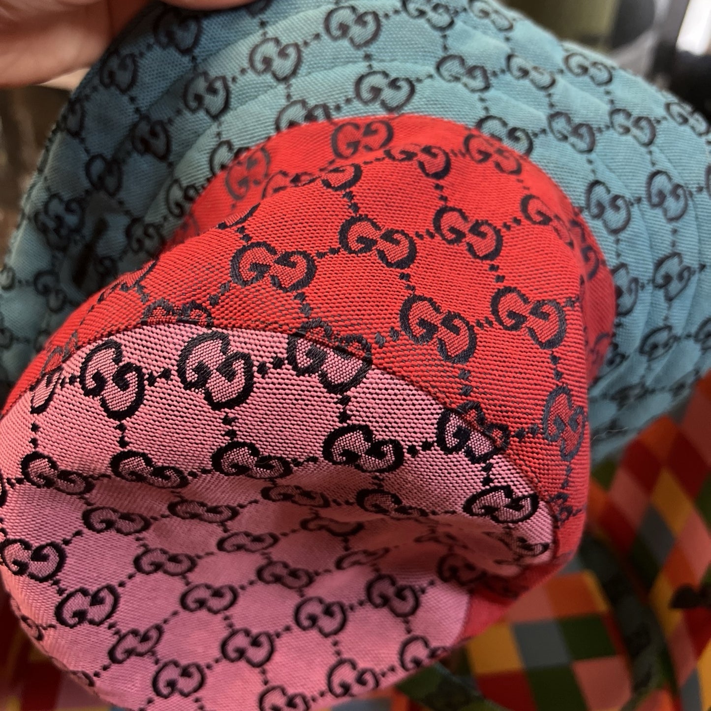 Gucci Reversible Multicolor Bucket Hat Size M WIth Box Retail $650